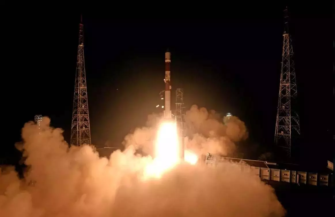 ISRO Spadex Mission : स्पैडेक्स मिशन की सफलतापूर्वक लॉन्चिंग, इसरो ने दिया नए साल का तोहफा